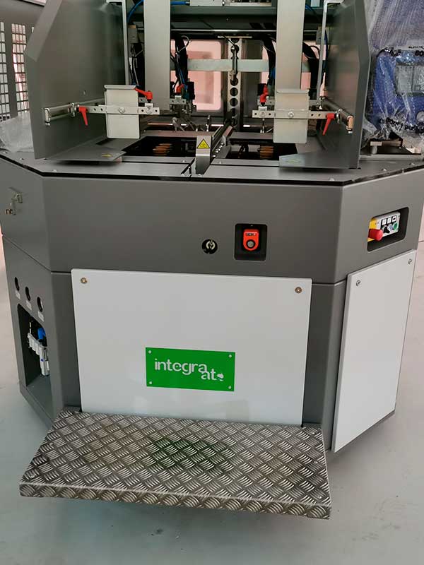 آلة تشكيل العلب الكرتونية